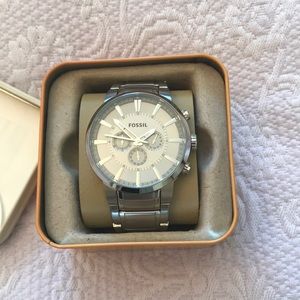 Men’s Silver Fossil Watch